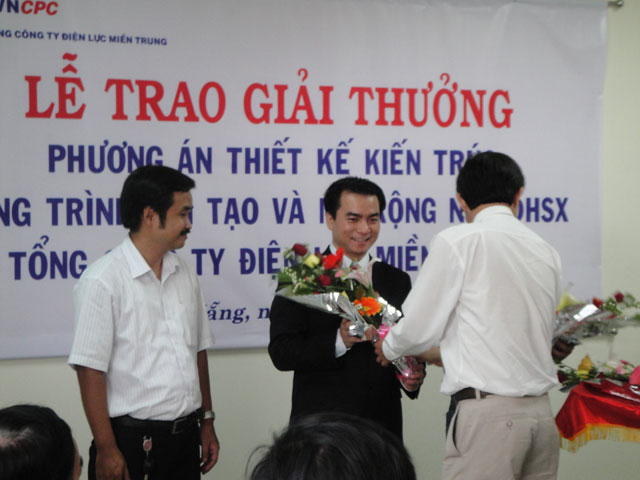 Sagen đoạt giải nhất PA TKKT Công trình nhà điều hành sx Tổng Cty Điện lực miền Trung