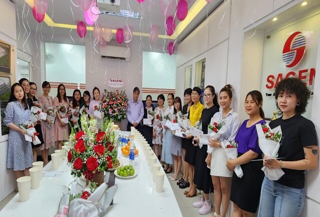 Sagen Mừng Ngày 20/10 - Phụ Nữ Việt Nam